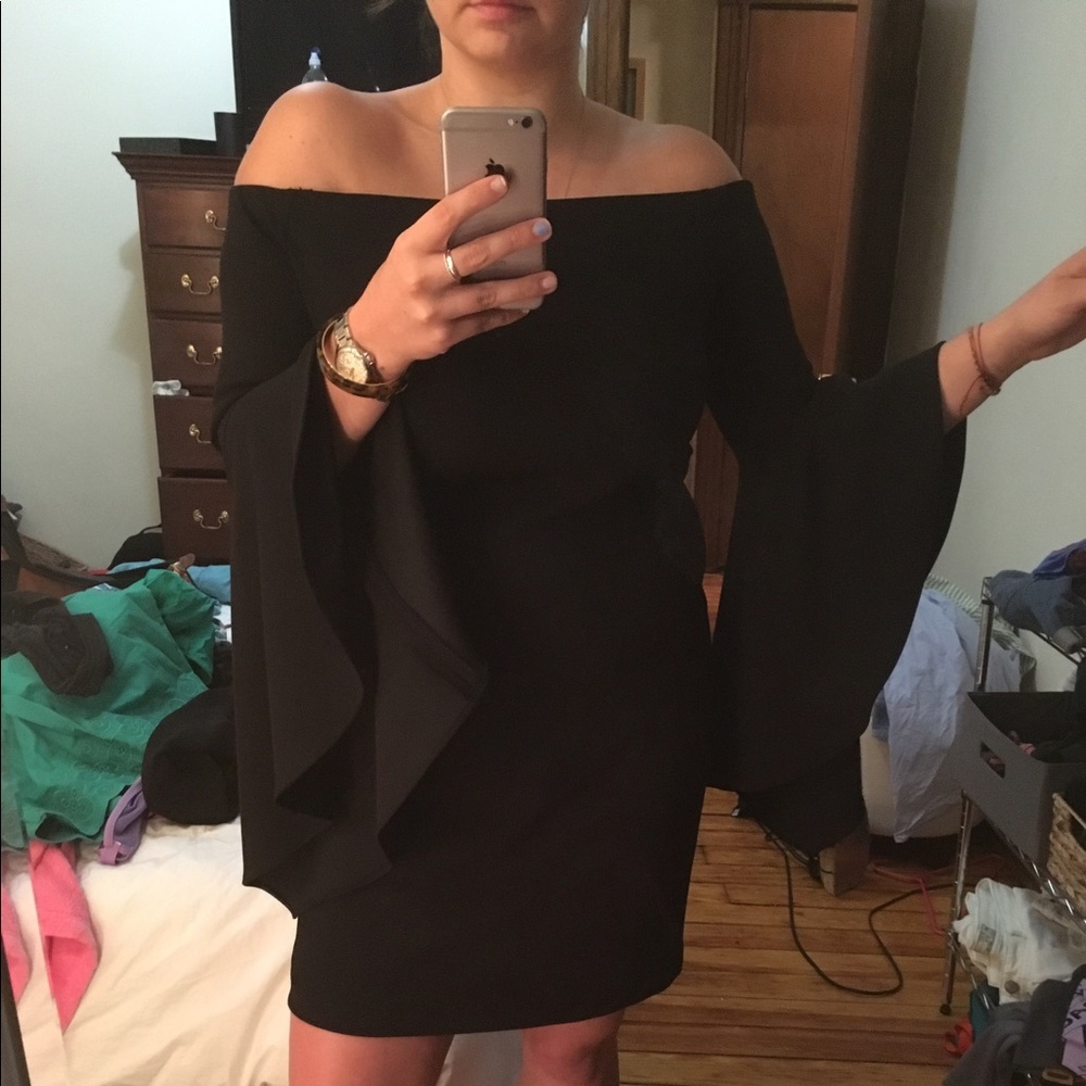 Vince Camuto off the shoulder dress